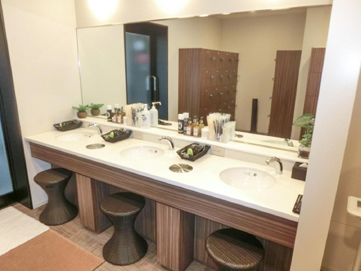 Natural Hot Spring Hotel Livemax Premium Hiroshima Esterno foto
